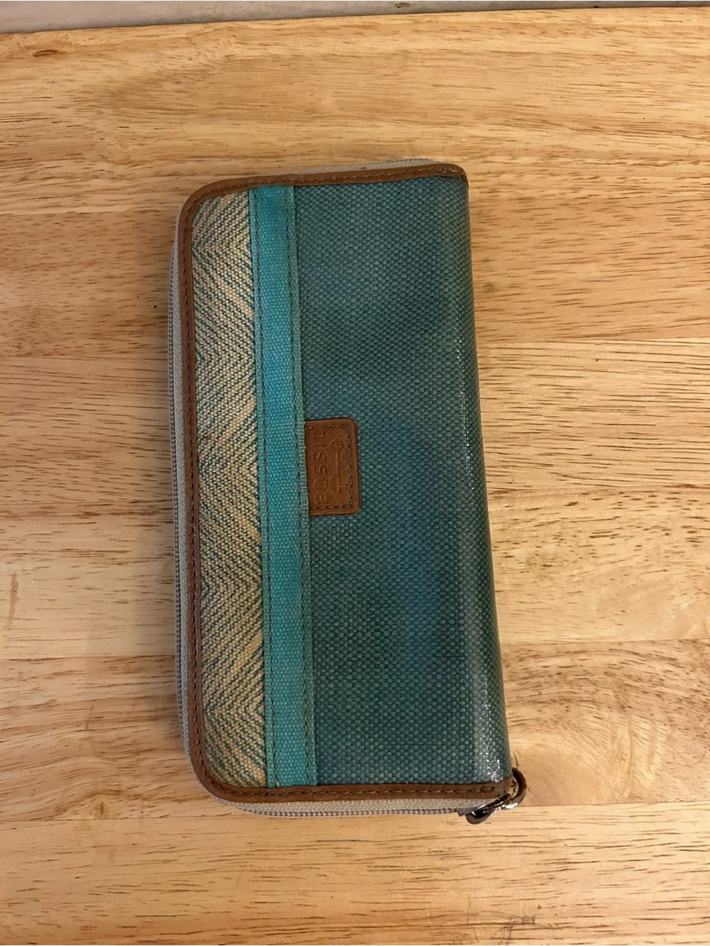 Fossil Teal and Tan Zip Wallet with Herringbone Accent
